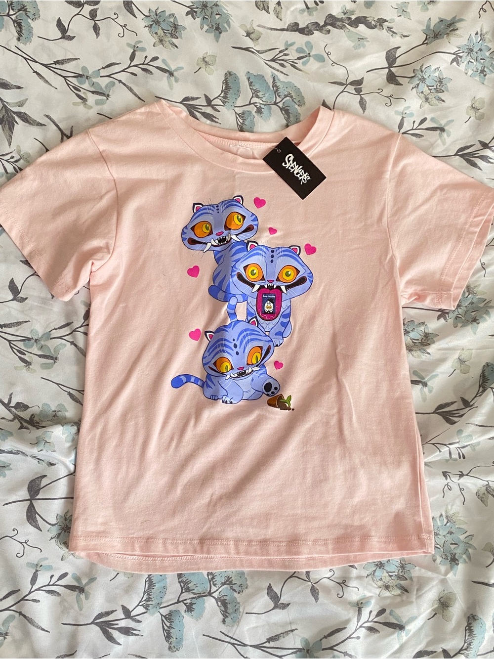 Spencer’s KPop Demon Hunters Derpy Tiger Baby tee